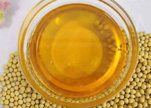 Soybean oil.jpg